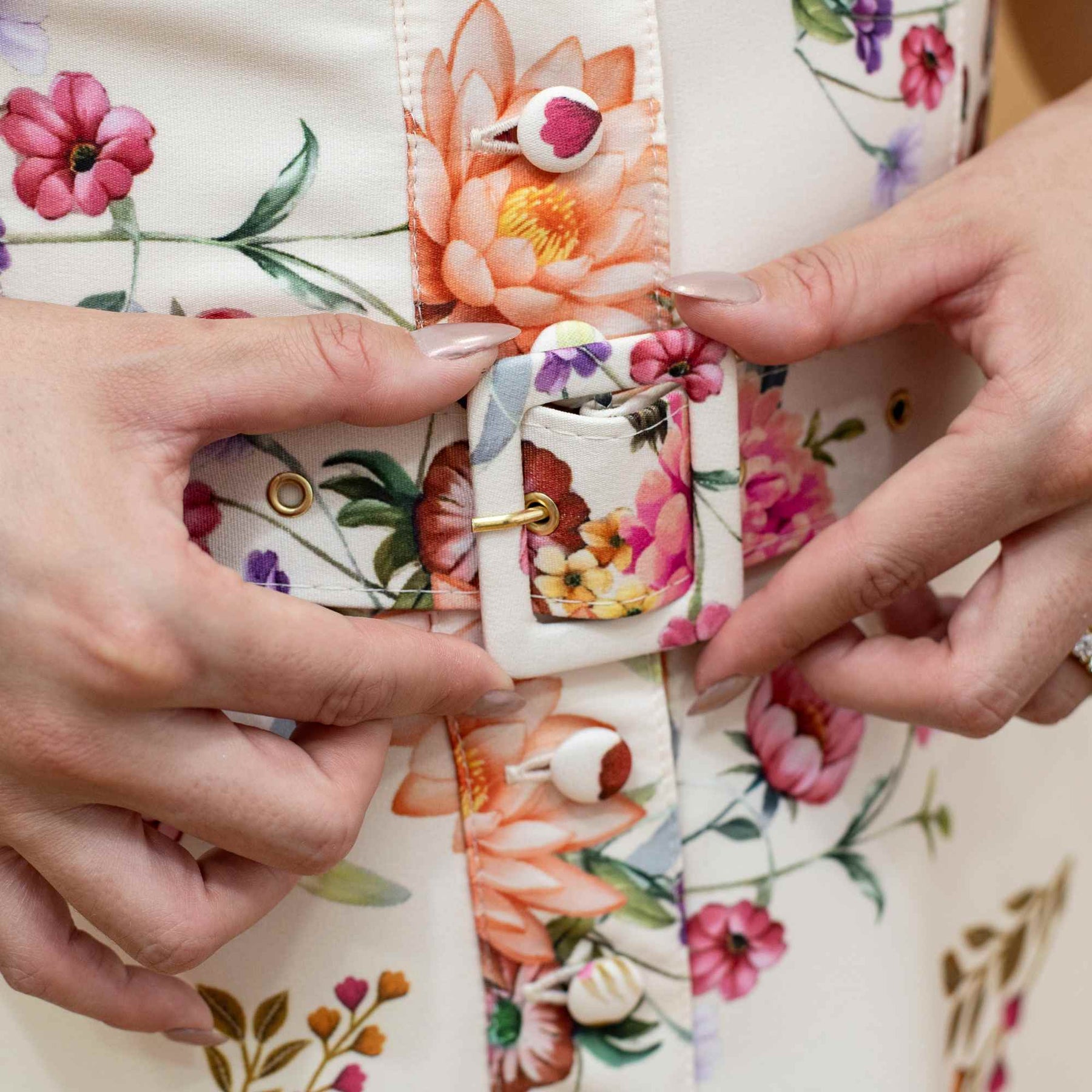 Vestido Clarissa | crepe premium flowers supermidi